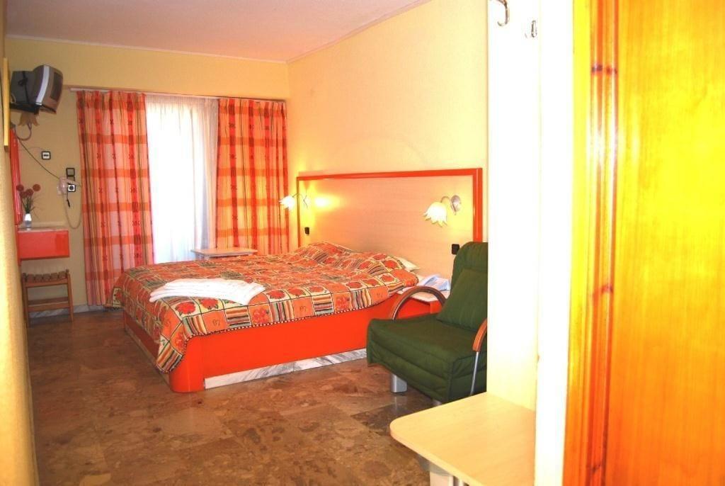 Olympic Kosma Hotel Hanioti Bagian luar foto