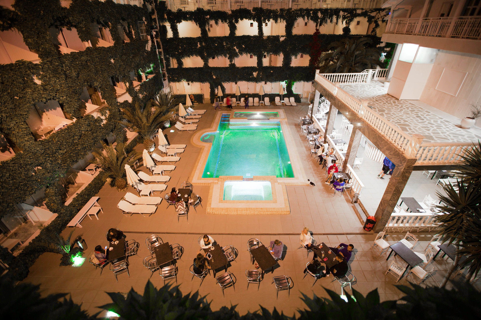 Olympic Kosma Hotel Hanioti Bagian luar foto