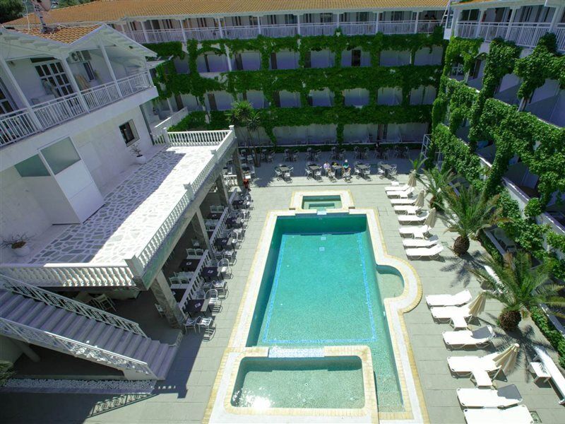 Olympic Kosma Hotel Hanioti Bagian luar foto